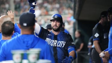Matt Vierling's solo home run (4)