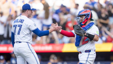 Louis Varland secures Blue Jays' 3-1 win