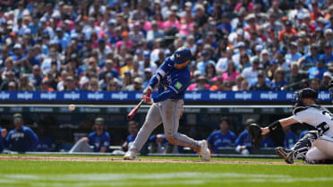 Daulton Varsho's go-ahead RBI single