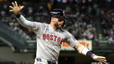 Story opts in, Duran signs contract with Red Sox