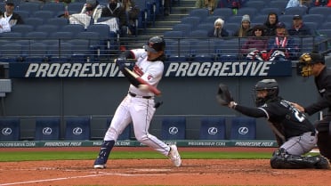 Steven Kwan's RBI single | 04/10/2025 | Cleveland Guardians