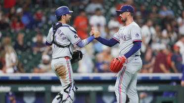 Shawn Armstrong sella el triunfo de los Rangers