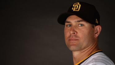Padres hire Craig Stammen as new manager