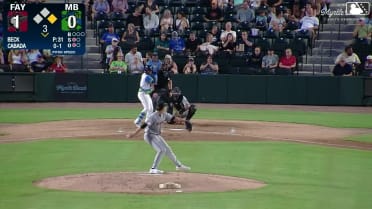 Juan Cabada homers (2) on a fly ball to right center field. Ivan Cespedes scores.