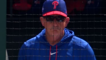 Kyle Schwarber es out en 3ra tras un desafío