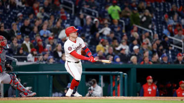 Curtis Mead's solo home run (1)