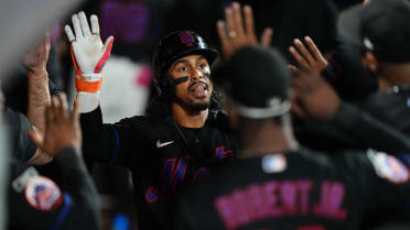 Francisco Lindor's solo home run (9)