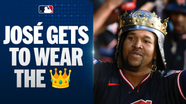 Primer HR de la temporada para Ramírez