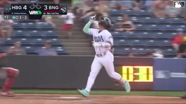 Jett Williams' solo home run