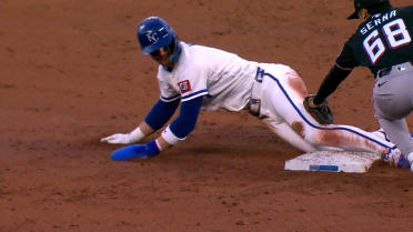 Bobby Witt Jr. steals second, call stands