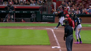 Heriberto Hernández's go-ahead single
