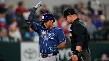 Richie Palacios' solo home run (8)