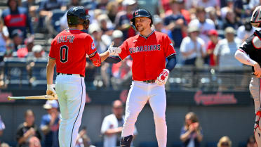 Patrick Bailey's solo home run (5)