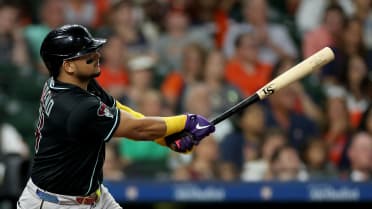 Gabriel Moreno's solo homer (12)