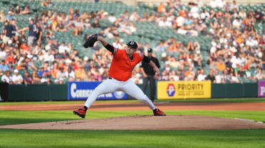 Tarik Skubal fans Carter Jensen