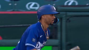 Mookie Betts' 1st inning groundout