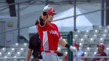 Owen Caissie extiende la ventaja