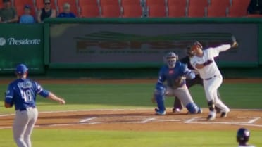 Yairo Muñoz pega sencillo impulsador