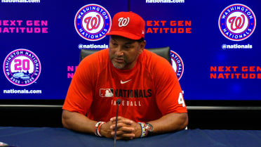 Dave Martinez gets emotional after walk-off win