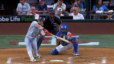 Andrew Benintendi's RBI base hit