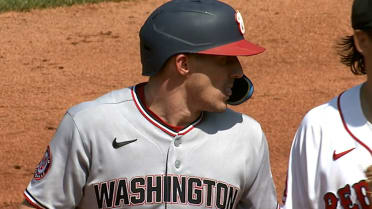 Nationals score five in the 4th inning