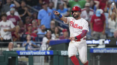 Kyle Schwarber is safe at home after challenge