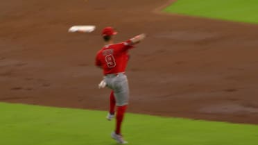 Zach Neto's incredible off-balance throw