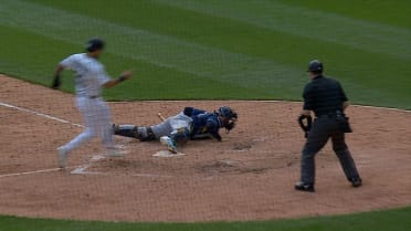 Jonathan Aranda gets force out at home for 2nd out