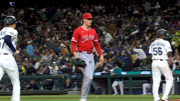 Blake Weiman escapes jam in the 6th