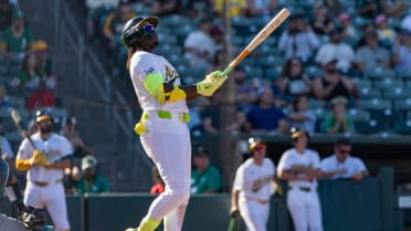 Lawrence Butler's walk-off home run! (16)
