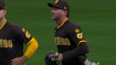 Merrill, Tatis Jr. combine for inning-ending DP