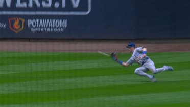 Pete Crow-Armstrong's smooth sliding catch