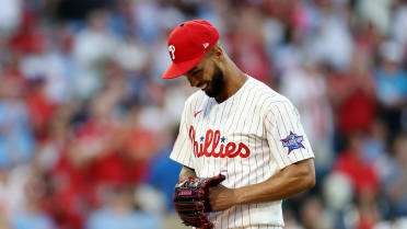 Cristopher Sánchez's streak ends at 50 2/3 innings