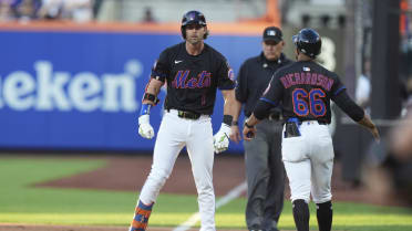 Jeff McNeil's RBI single