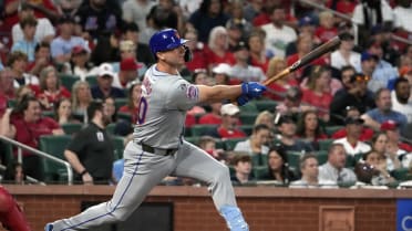 Pete Alonso's two-run double