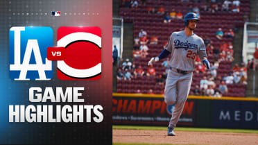 Kyle Tucker leads Dodgers' win, division clincher 