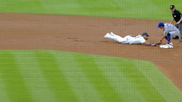 Berríos picks off Arcia, call confirmed