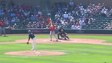 Nathaniel Lowe's solo home run