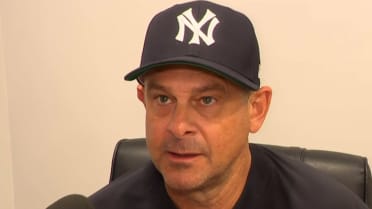 Aaron Boone talks Bellinger's injury, Weathers' start