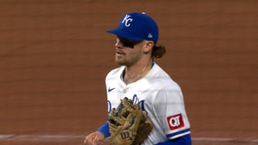 Bobby Witt Jr.'s over-the-shoulder grab
