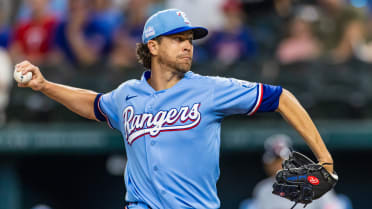 Jacob deGrom tosses six scoreless innings