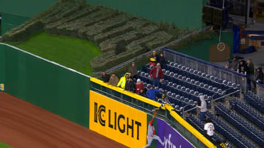 Fan interference on Bart's triple after challenge