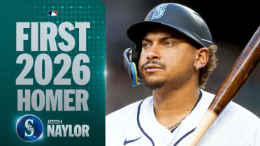 Josh Naylor da HR de tres rayas