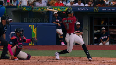 Fernández detona HR solitario