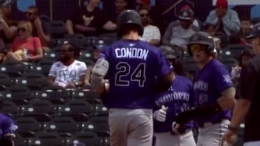 Charlie Condon slugs a three-run homer 