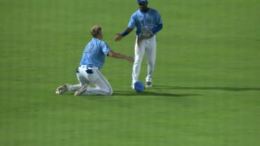 JoJo Parker's incredible tumbling catch