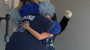 Rays, Habitat for Humanity build home for Klaskys