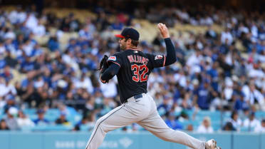 Gavin Williams strikes out the side in the 5th