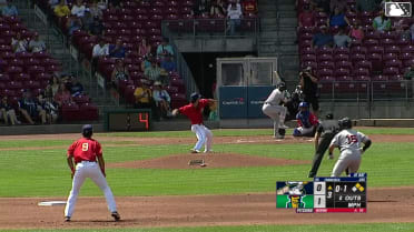 Welbyn Francisca singles on a line drive to center fielder Yasser Mercedes. Victor Izturis scores. Dauri Fernandez to 2nd.
