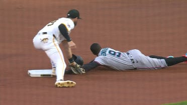 Brett Sullivan throws out Xavier Edwards after review